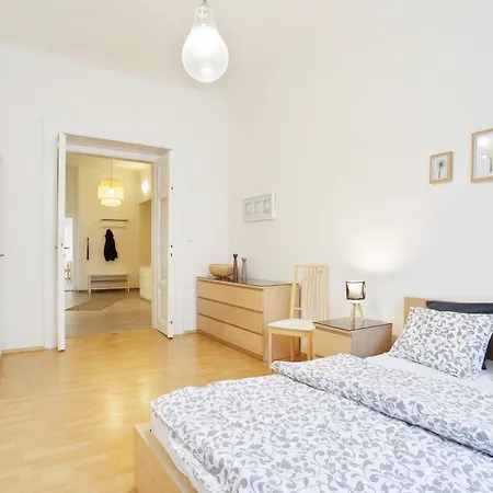 Apartment Beautiful And Spacious Wenceslas Square Prague